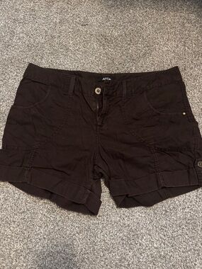 Apt. 9 Dark Brown Roll-Cuff Shorts